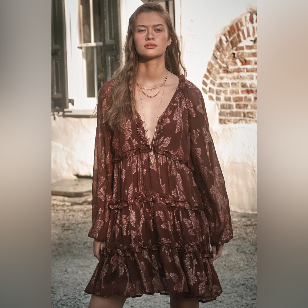 NWT! By Anthropologie Long-Sleeve Tiered Metallic Mini Dress - Size XS 👝